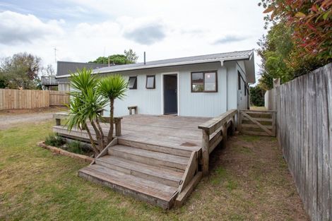 Photo of property in 309 Linton Crescent, Whangamata, 3620