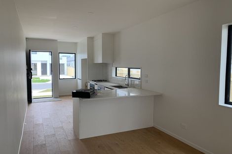 Photo of property in 11 Kairakau Street, Takanini, 2110