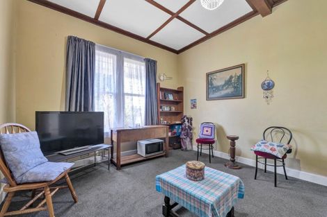Photo of property in 17 Milmoe Street, Hawera, 4610