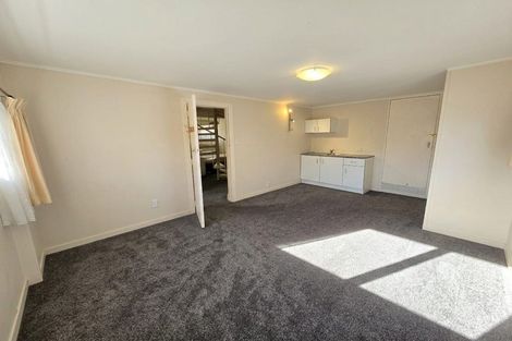 Photo of property in 1/26 Richards Avenue, Forrest Hill, Auckland, 0620