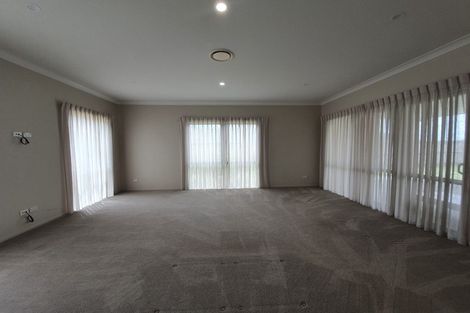 Photo of property in 9 Deol Drive, Pukekohe, 2120