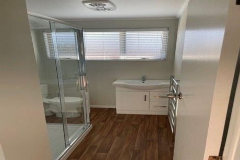 Photo of property in 1a Saint Vincent Way, Waikanae, 5036