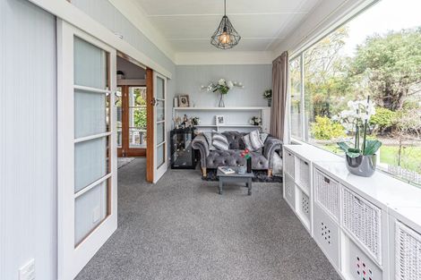 Photo of property in 17 Tulloch Street, Saint Johns Hill, Whanganui, 4500