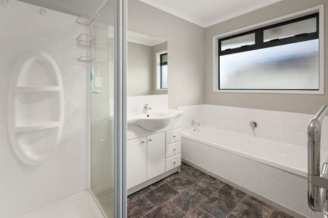 Photo of property in 14 Hoggard Place, Katikati, 3129