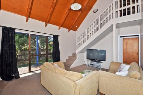 Photo of property in 105 Paramount Parade, Tikipunga, Whangarei, 0112