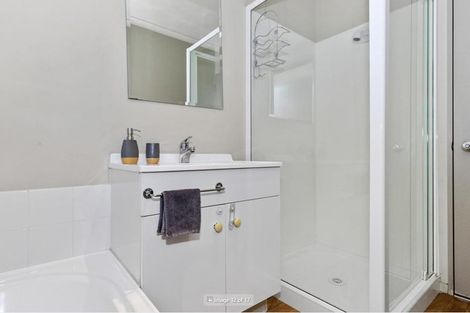 Photo of property in 4 Holden Avenue, Forest Lake, Hamilton, 3200