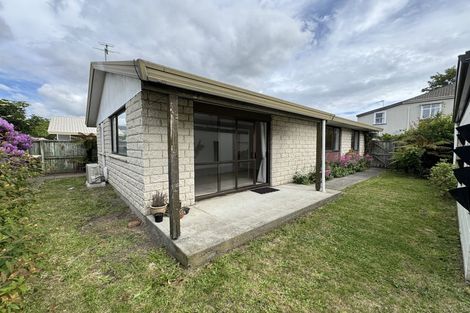 Photo of property in 2/260 Lincoln Road, Addington, Christchurch, 8024