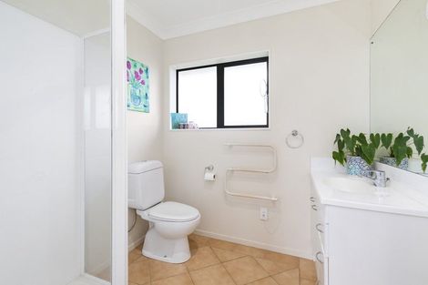 Photo of property in 9 Dan Bryant Place, Pukekohe, 2120