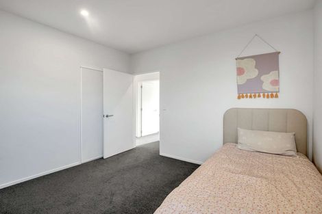 Photo of property in 80 Shillingford Boulevard, Rolleston, 7615