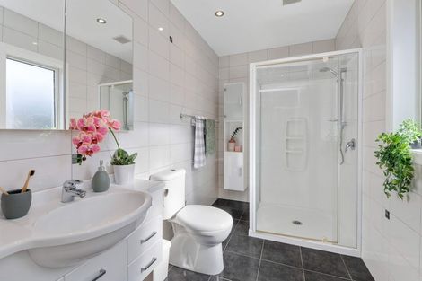 Photo of property in 53 Hamon Place, Pukehangi, Rotorua, 3015