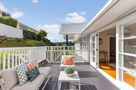 Photo of property in 41 Bassett Road, Johnsonville, Wellington, 6037