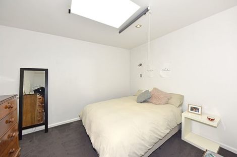 Photo of property in 37 Searells Road, Strowan, Christchurch, 8052