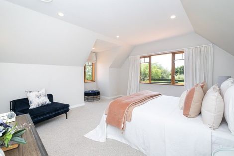 Photo of property in 140 Kopanga Road, Havelock North, 4130