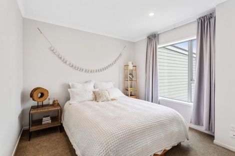 Photo of property in 21 Rangihina Road, Hobsonville, Auckland, 0616