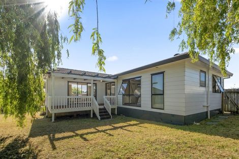 Photo of property in 22 Janese Place, Weymouth, Auckland, 2103