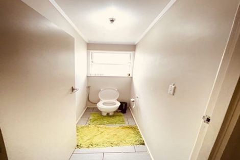 Photo of property in 5 President Avenue, Papakura, 2110