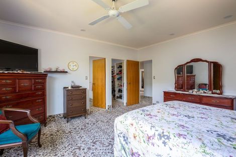 Photo of property in 81 Wallace Place, Westown, New Plymouth, 4310