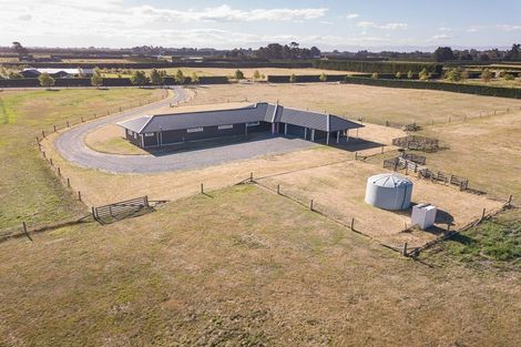 Photo of property in 1/616 Halkett Road, West Melton, Christchurch, 7671