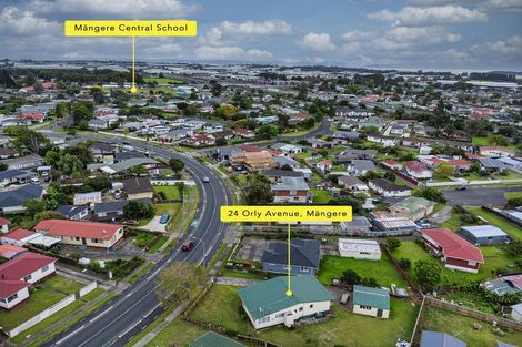 Photo of property in 24 Orly Avenue, Mangere, Auckland, 2022