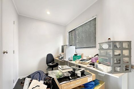 Photo of property in 2/28a Marlborough Avenue, Glenfield, Auckland, 0629