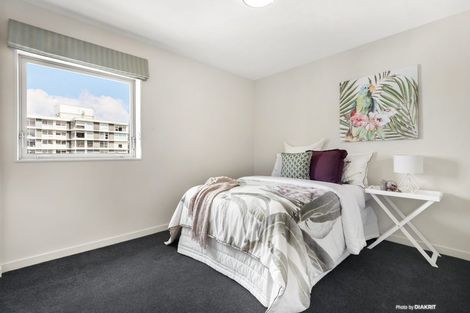 Photo of property in Montreaux Apartments, 10d/164 The Terrace, Wellington Central, Wellington, 6011