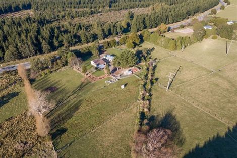 Photo of property in 1629 State Highway 2, Kiriwhakapapa, Masterton, 5881