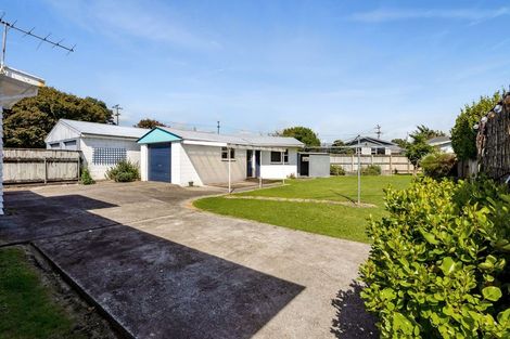 Photo of property in 5 Ranfurly Street, Frankleigh Park, New Plymouth, 4310