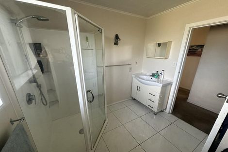 Photo of property in 75 Pasadena Crescent, Totara Park, Upper Hutt, 5018