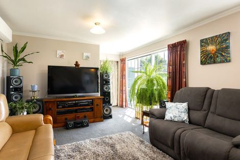 Photo of property in 48 Beach Road, Waikawa, Picton, 7220