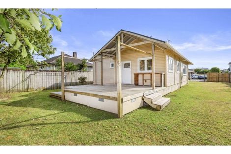 Photo of property in 69a Fifth Avenue, Enderley, Hamilton, 3214