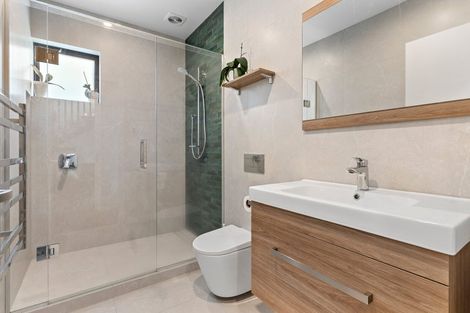 Photo of property in 45a Gulf View Road, Murrays Bay, Auckland, 0630