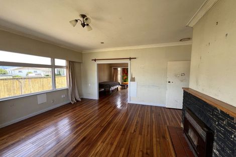 Photo of property in 39 Christian Street, Dannevirke, 4930
