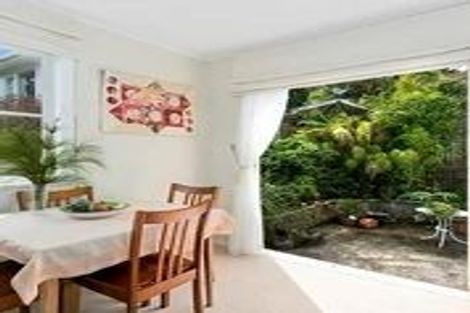 Photo of property in 49 Taylor Terrace, Tawa, Wellington, 5028