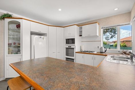 Photo of property in 72 Denny Hulme Drive, Mount Maunganui, 3116