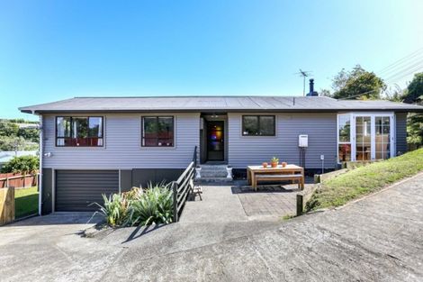 Photo of property in 117 Omata Road, Marfell, New Plymouth, 4310