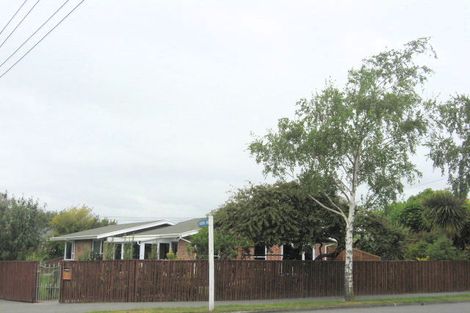 Photo of property in 8 Farrington Avenue, Bishopdale, Christchurch, 8053