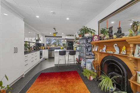 Photo of property in 3 Mabey Street, Eltham, 4322