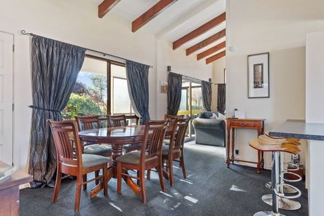 Photo of property in 22 Strachan Place, Rangiora, 7400