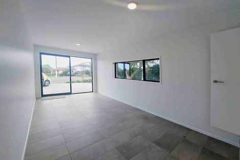 Photo of property in 122a Bucklands Beach Road, Bucklands Beach, Auckland, 2012