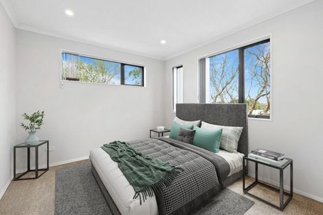 Photo of property in 4/66 Swanson Road, Henderson, Auckland, 0610