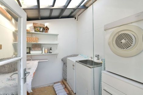 Photo of property in 1/9 Cresta Avenue, Beach Haven, Auckland, 0626