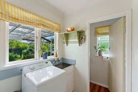 Photo of property in 32 Kiharoa Street, Otaki Beach, Otaki, 5512