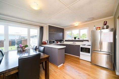 Photo of property in 2 Tern Place, Hokowhitu, Palmerston North, 4410