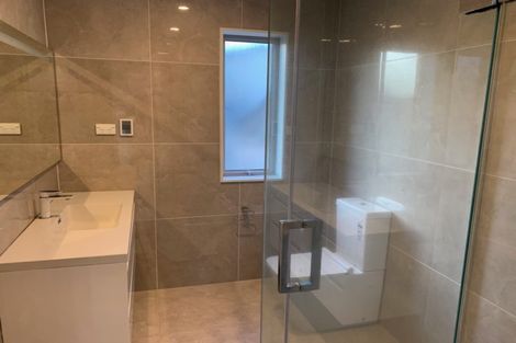 Photo of property in 38 Travis View Drive, Fairview Heights, Auckland, 0632