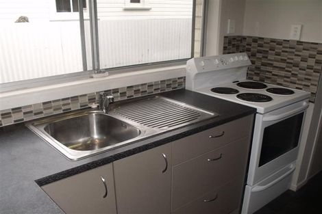 Photo of property in 400a Southampton Street West, Hastings, 4122