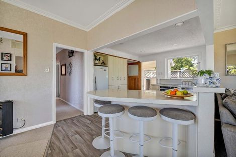 Photo of property in 57 Huatoki Street, Vogeltown, New Plymouth, 4310
