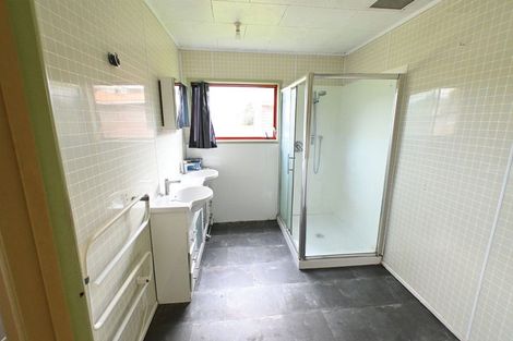 Photo of property in 1/25 Mcleod Road, Weymouth, Auckland, 2103