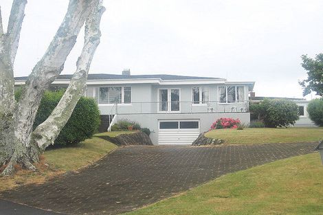 Photo of property in 49 Oxford Street, Te Puke, 3119