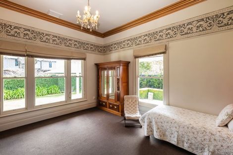 Photo of property in 42 Holly Road, St Albans, Christchurch, 8014