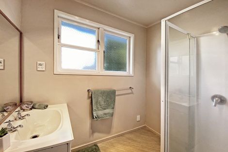 Photo of property in 15 Euan Street, Mangakakahi, Rotorua, 3015